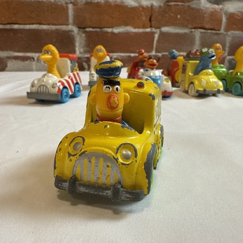 1981 SESAME STREET‎ DIE CAST CARS Big Bird Cookie Monster Playskool Muppets 12